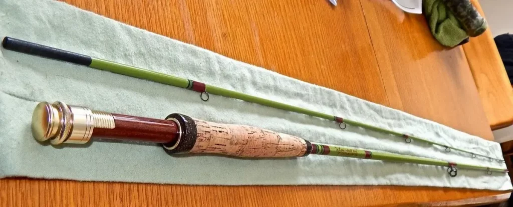 How To Refinish A Fiberglass Fishing Rod